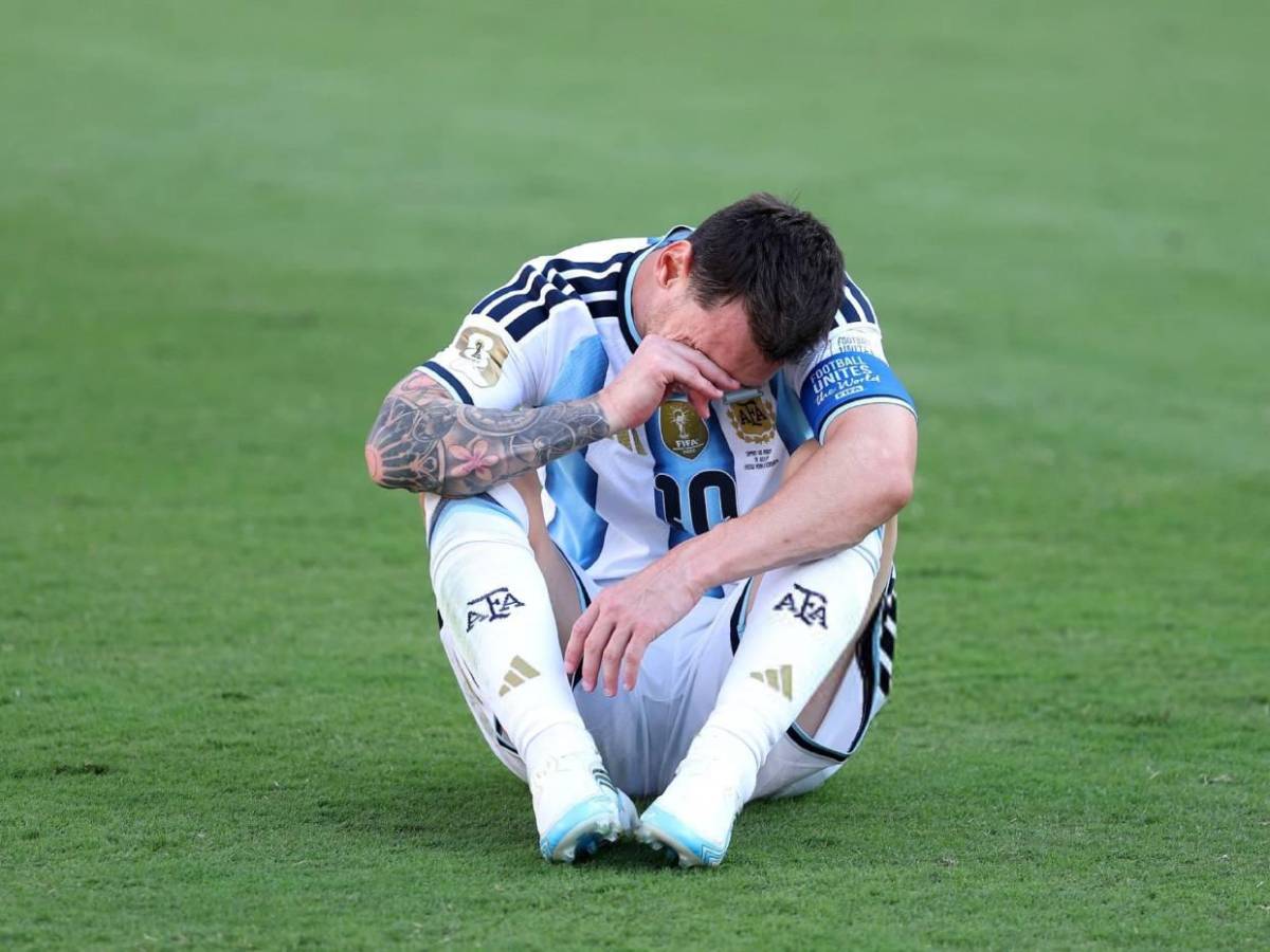Messi hace impactante anuncio tras muerte de su padre: sufre la selección de Argentina