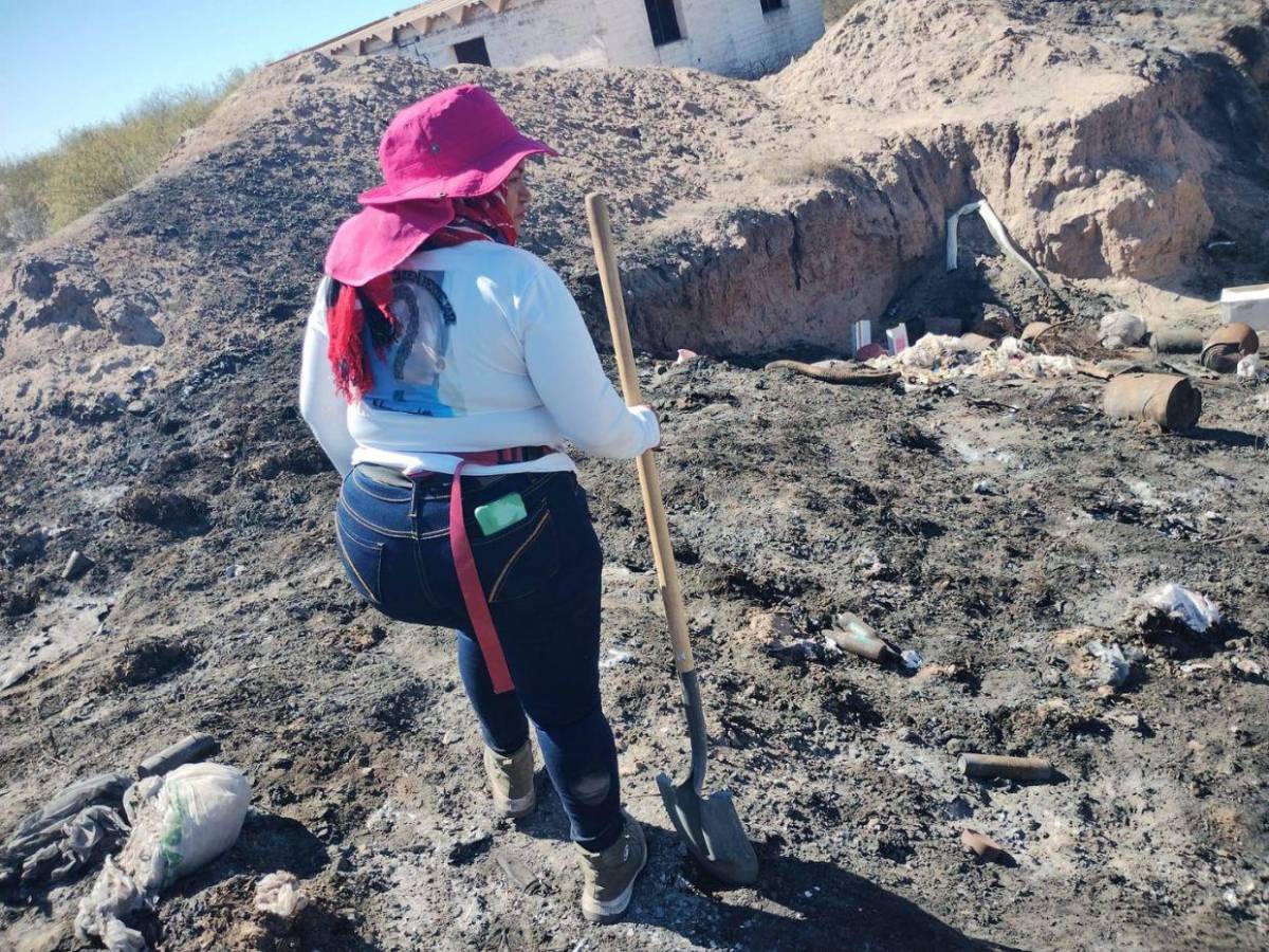 “Vámonos a casa, hijo”: líder de Madres Buscadoras halla restos de su hijo desaparecido