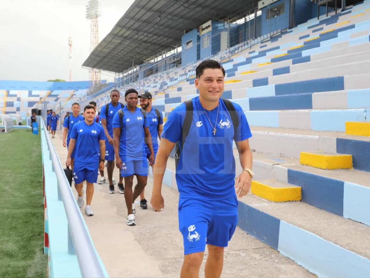 Lindas chicas e imágenes inéditas que está dejando el Victoria vs Marathón en La Ceiba