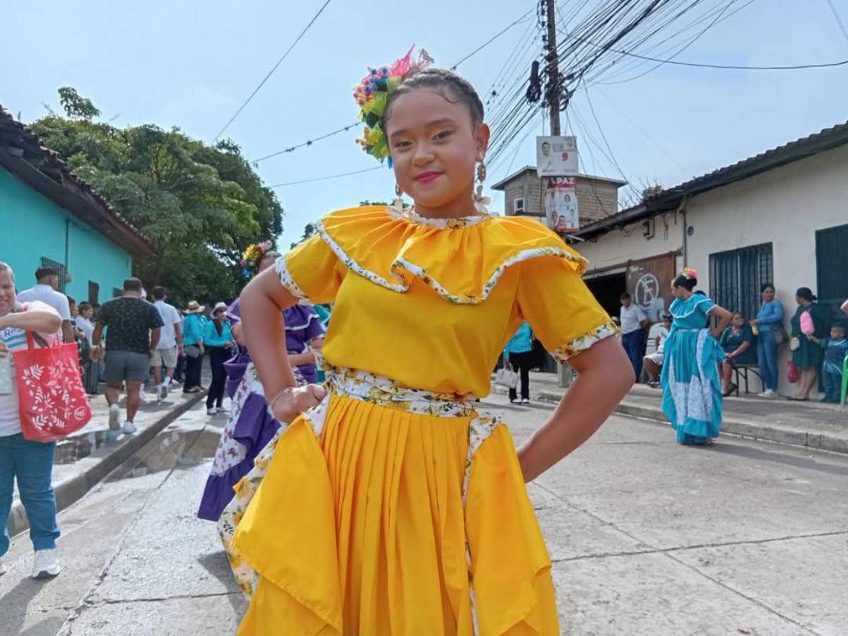 El departamento de La Paz vibró con fervor patrio en los desfiles del 15 de septiembre