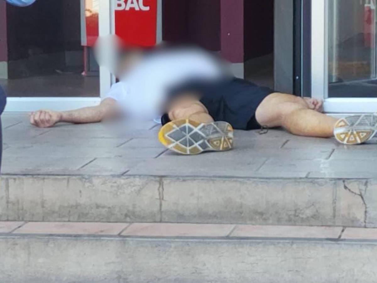 Tras salir del cajero, se desvaneció y cayó al suelo: Detalles de la muerte de Alejandro Castellanos