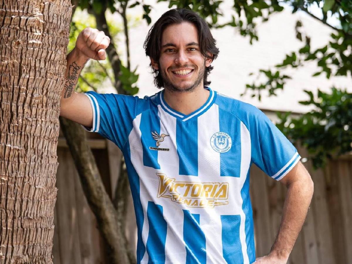Carlos Eduardo Espina reacciona al saber que Victoria no fue el equipo invitado a Liga Nacional