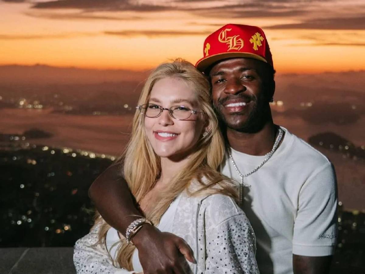 Vinicius con el corazón roto: Así fue captada su exnovia besando a otro hombre y revelan quién es