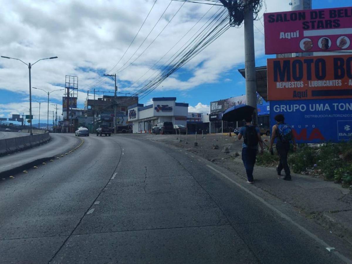 Bulevares libres y negocios cerrados: así amanece la capital este 1 de enero