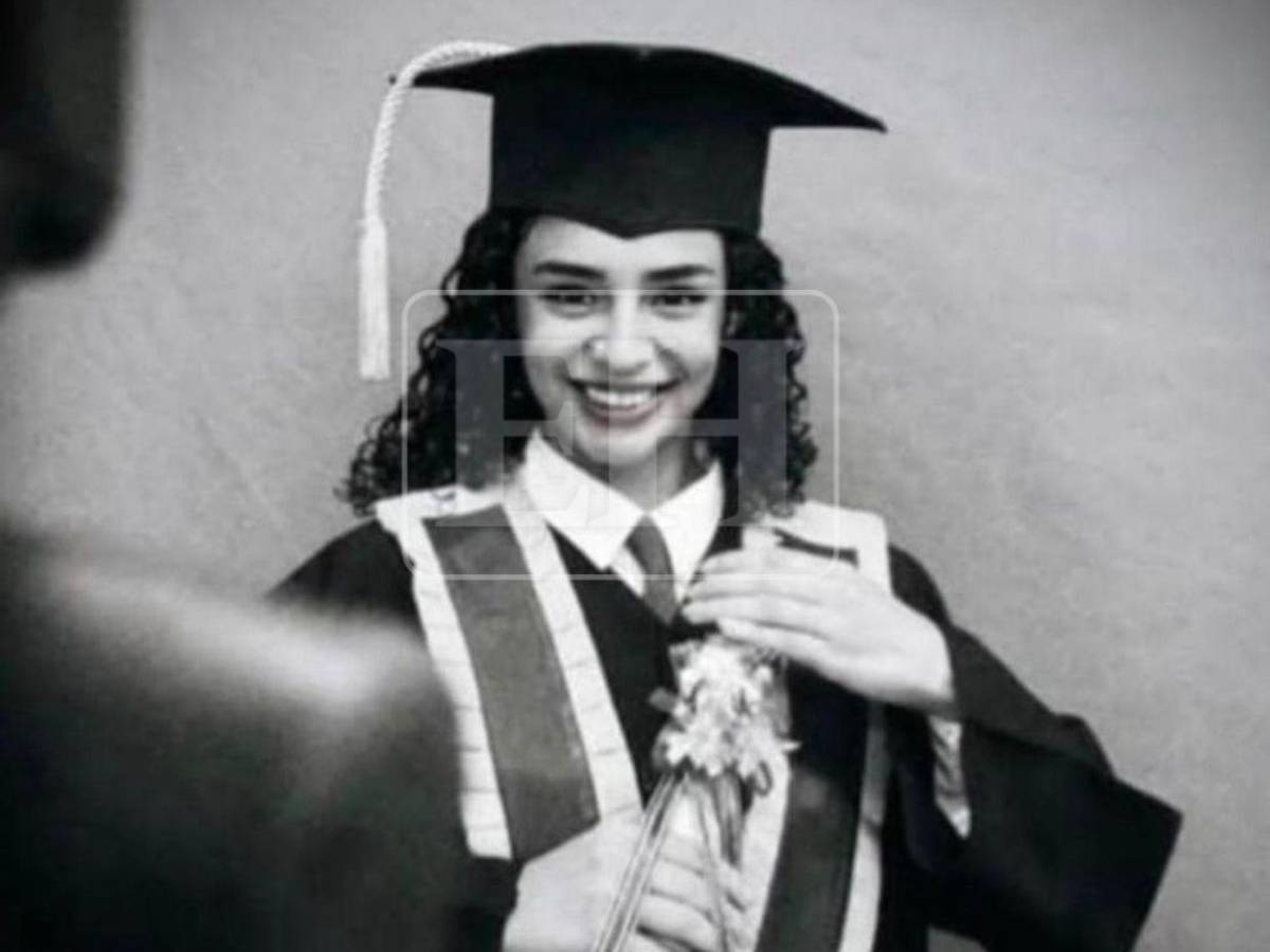 ¿Qué enfermedad causó la muerte de Emily, palillona del Cultura Nacional School?