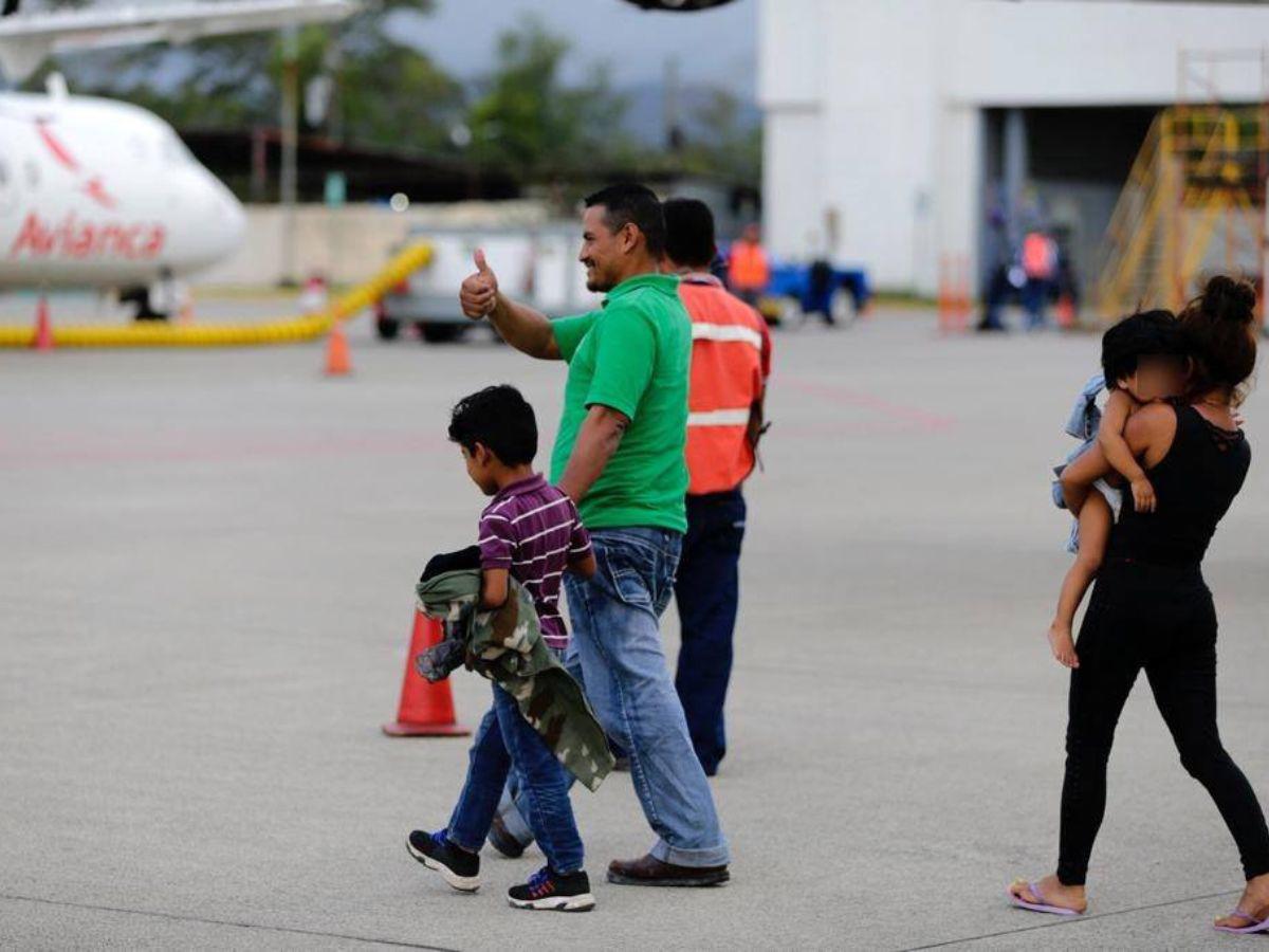Familia hondureña en EE UU pide ayuda para regresar: no lograron tratar a su hijo con hidrocefalia