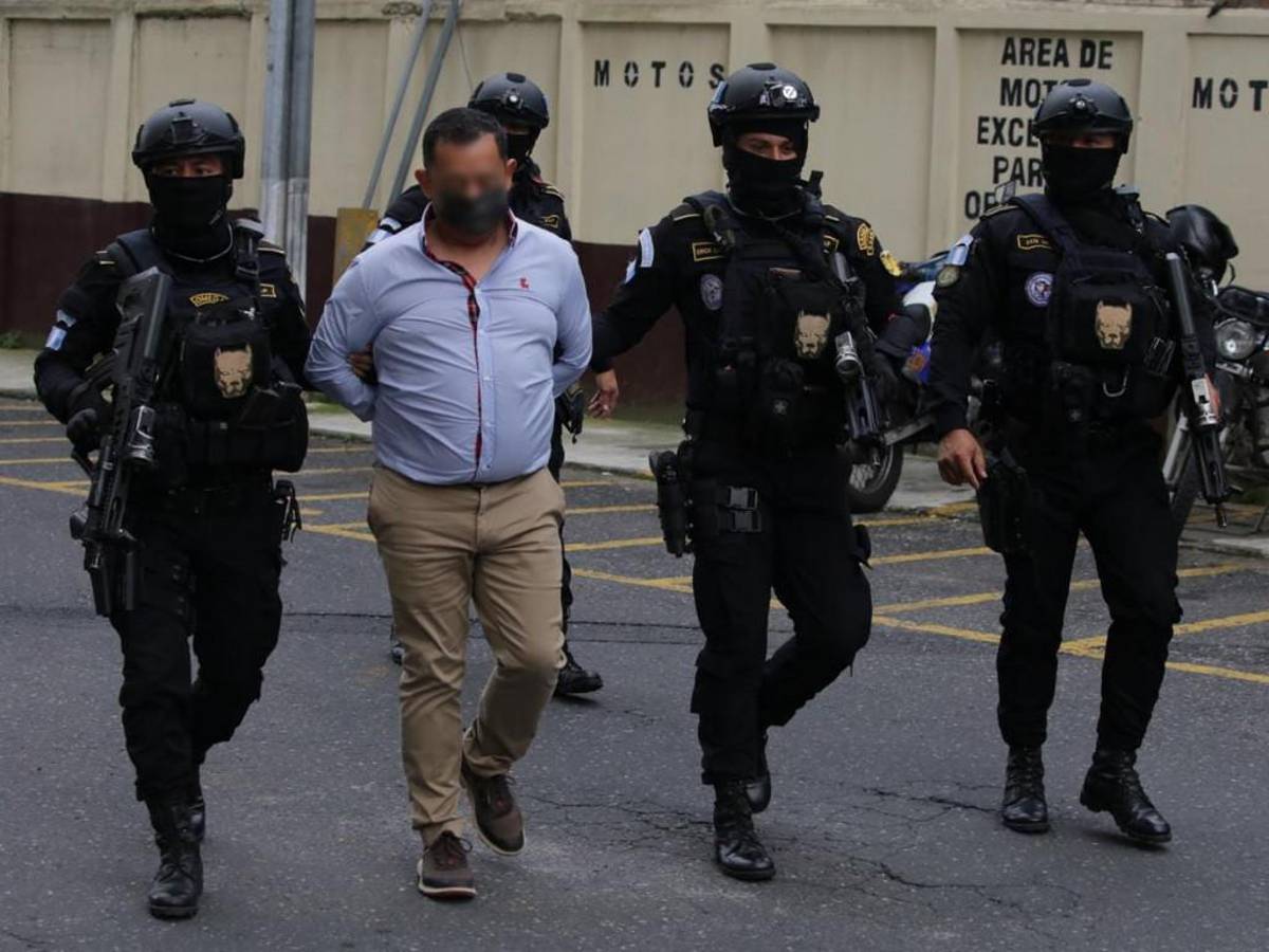 Capturan en aeropuerto de Guatemala a extraditable que se hacía pasar por hondureño