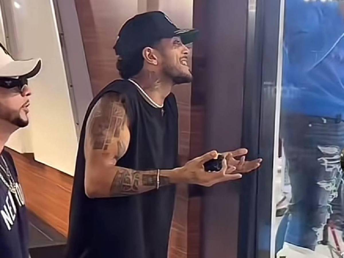 Supremo expulsa a jugadores de la selección de tiktokers por altercado en centro comercial