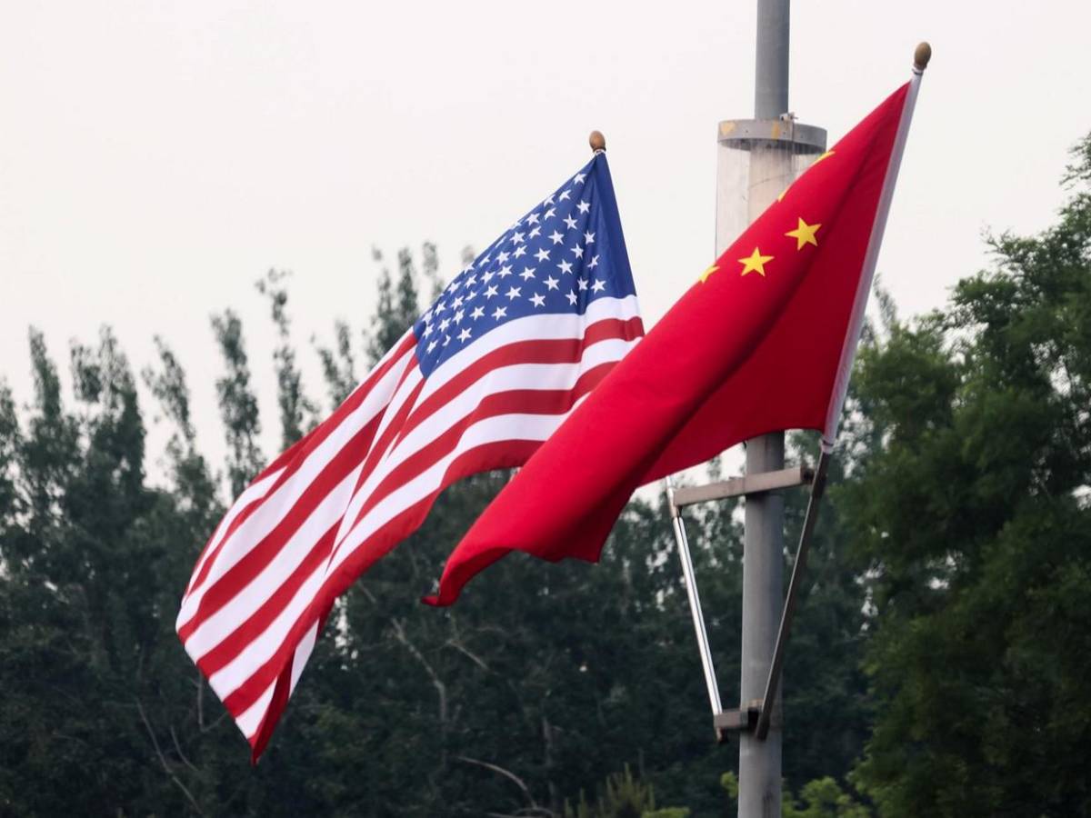 Expectativa en calles de Pekín ante histórica visita de Trump en medio de tensiones con China