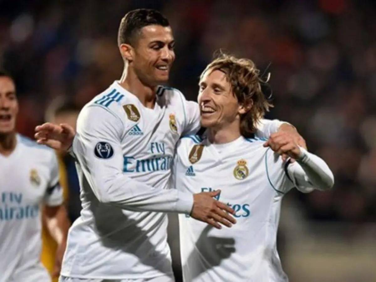 Dos leyendas tras el mismo sueño: el abrazo entre Cristiano Ronaldo y Luka Modric en el Mundial 2026