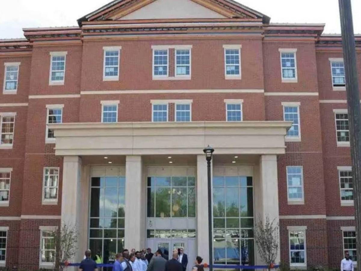 ¿Quién es Camron Harris? El sospechoso del tiroteo en la Universidad Estatal de Virginia