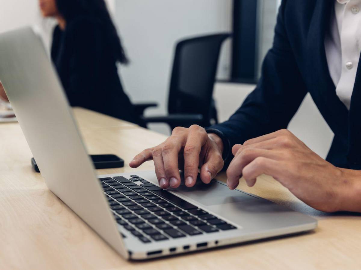 Mujer es acusada de asesinato en Seúl tras usar ChatGPT antes de envenenar bebidas