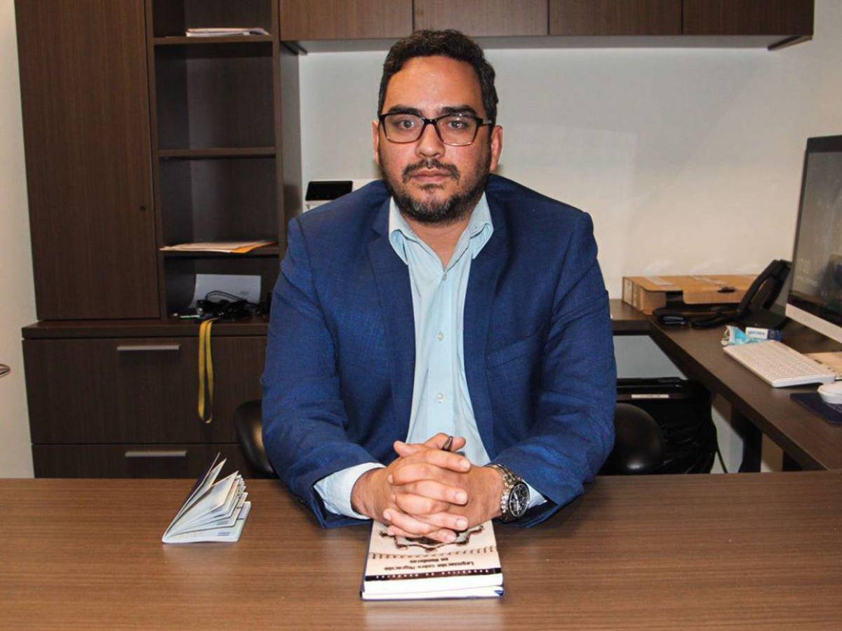 Renán Inestroza, Mirtha Gutiérrez y Oved López: candidatos a consejeros en el CNE