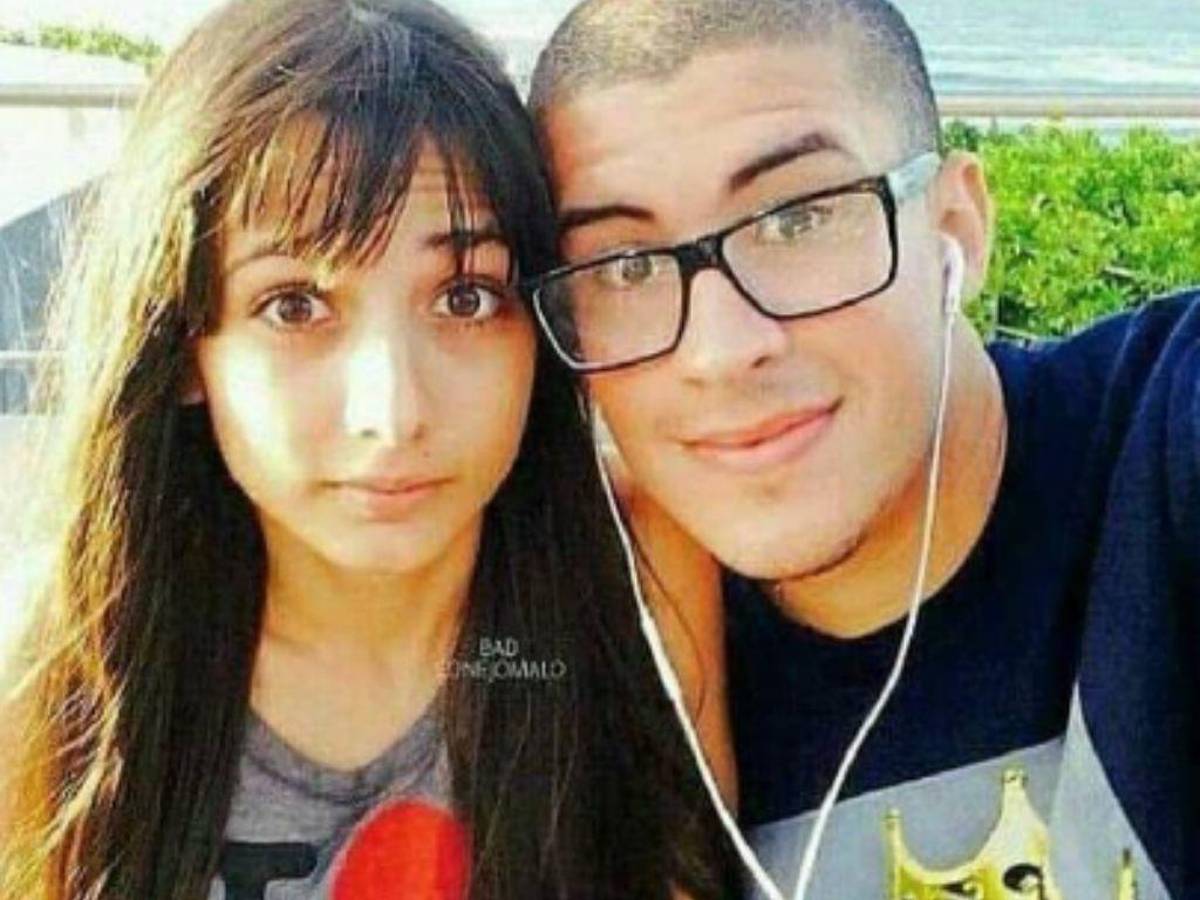 Carliz y Bad Bunny cuando eran novios.