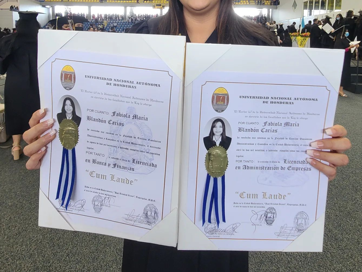 Con 1,500 lempiras puede reponer el título de la UNAH si se le extravió o se lo robaron