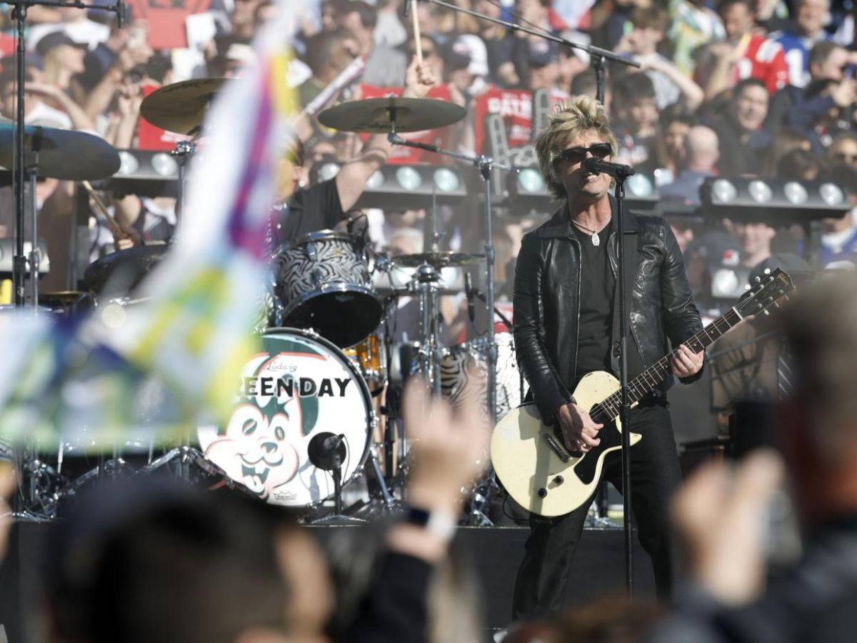 Green Day en el Super Bowl 2026: así fue su presentación en el Levi’s Stadium