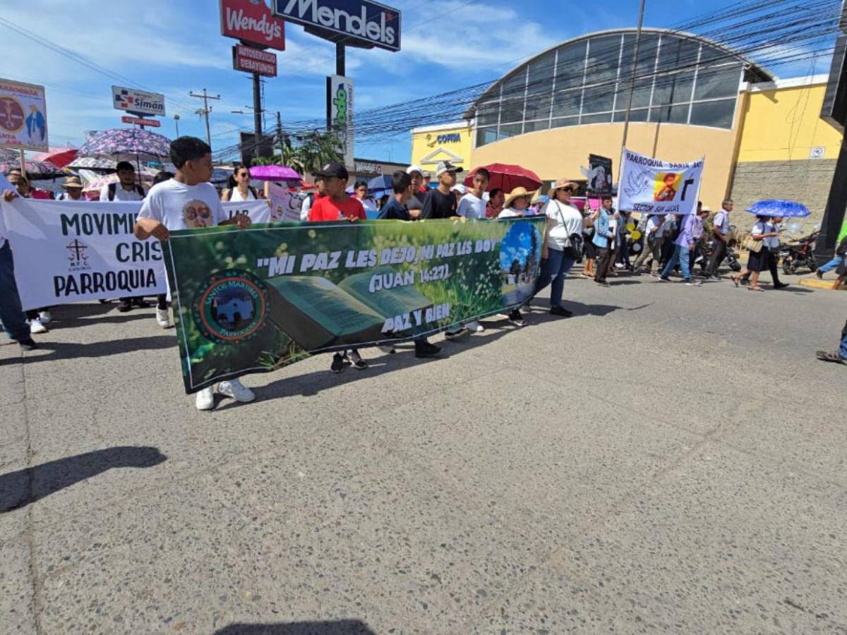 Comayagua da inicio a la histórica Caminata por la Paz convocada por iglesias