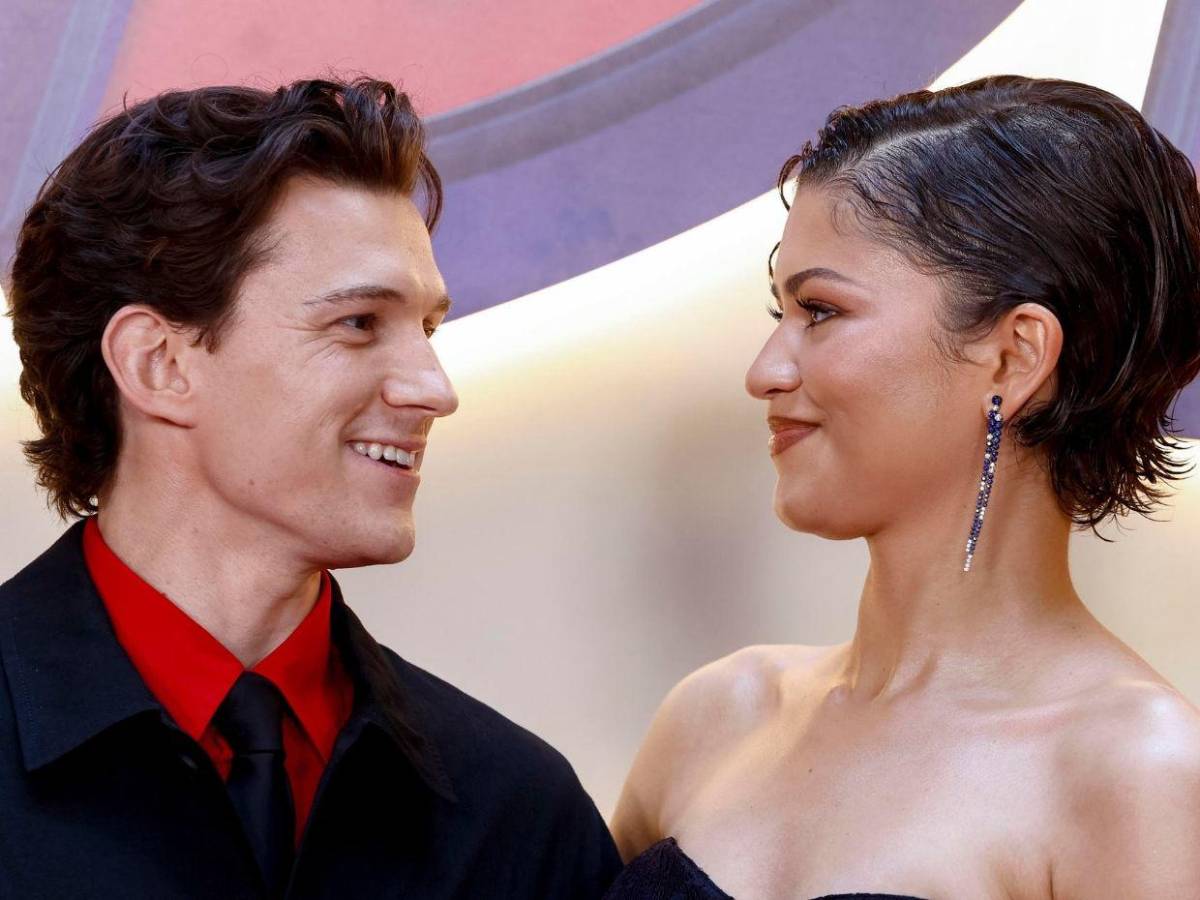 Los looks de Zendaya y Tom Holland en su primera alfombra roja como esposos