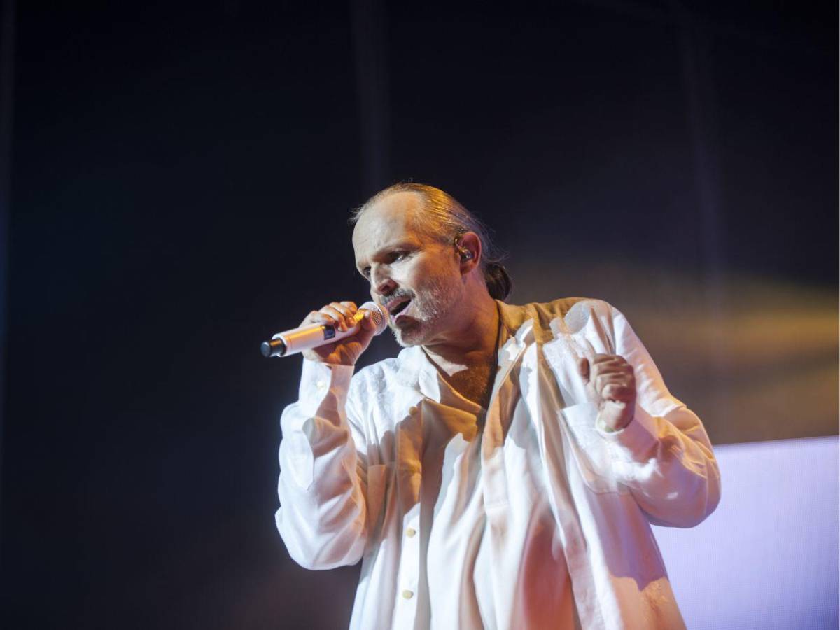 Miguel Bosé cumple 70 años y sigue de gira: se acerca su concierto en Honduras