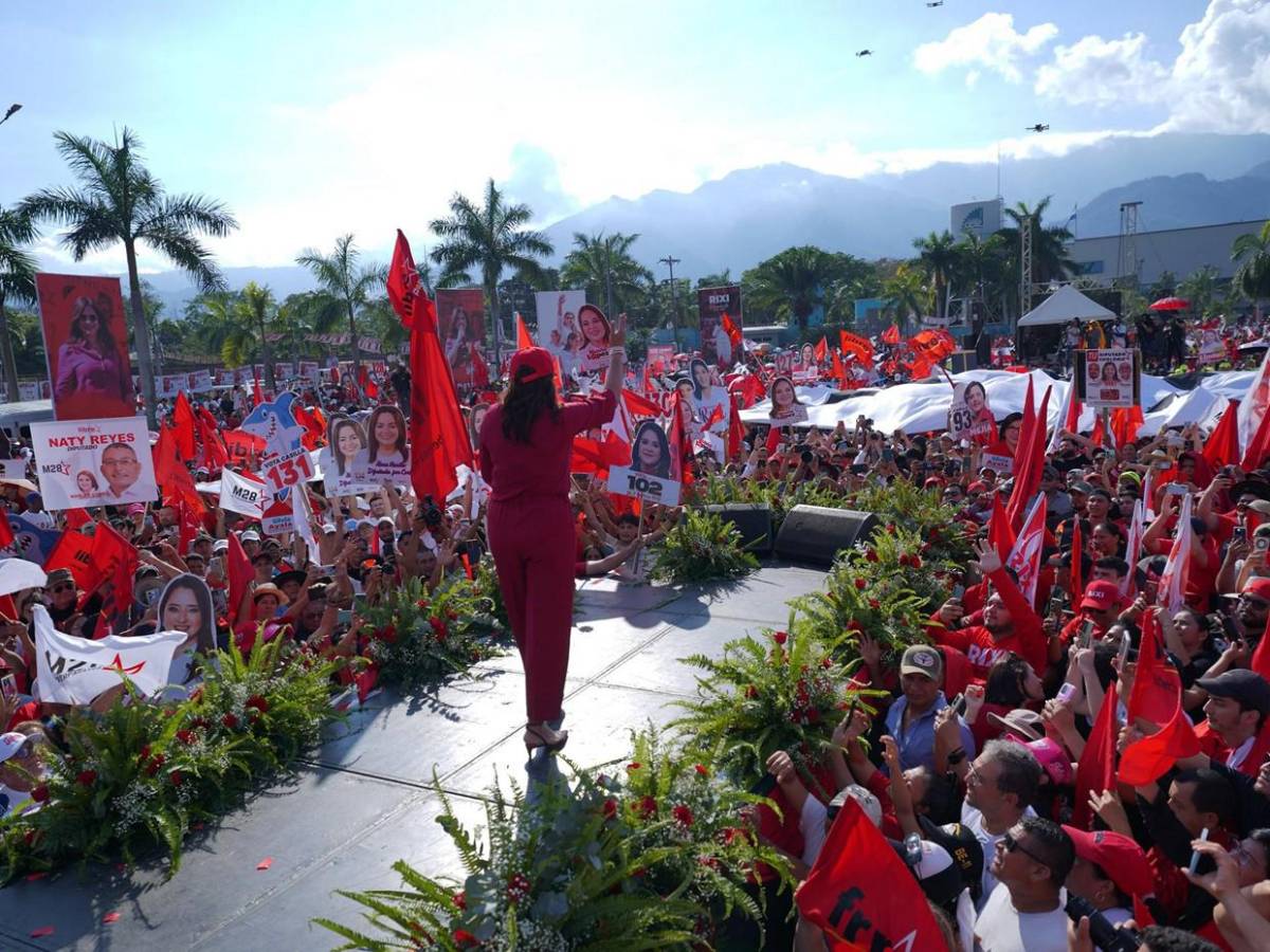 Rixi Moncada cierra campaña este sábado en SPS y mañana en la capital