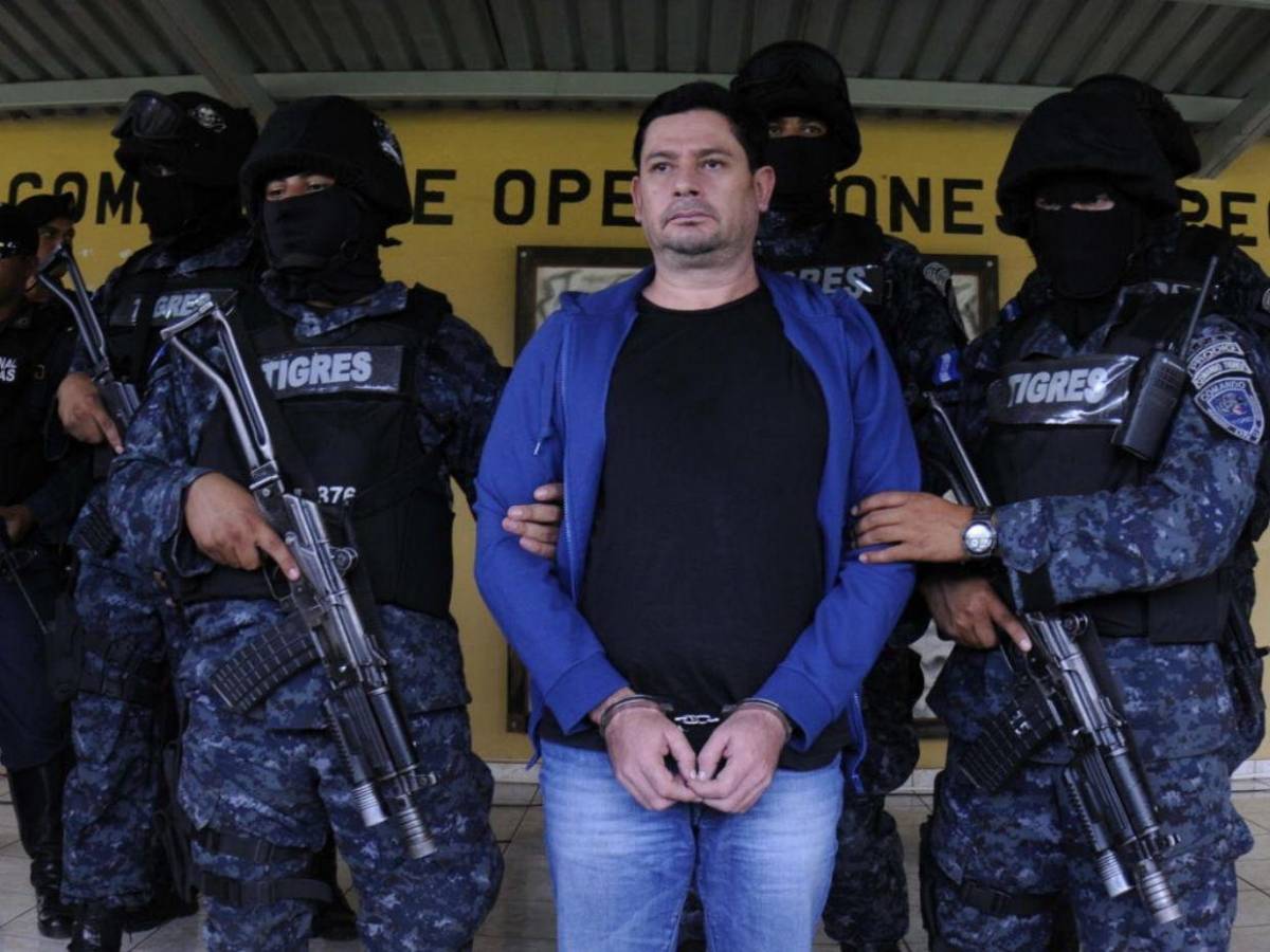 ¿Quiénes son los narcos con los que se reunió Mel Zelaya, según Romeo Vásquez?