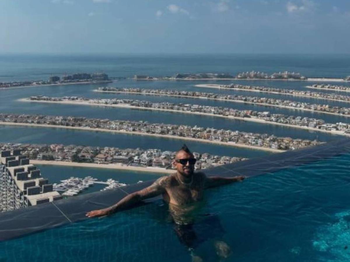 Arturo Vidal sorprende con sus vacaciones lujosas al lado de su bella esposa: “Vivo mi vida”