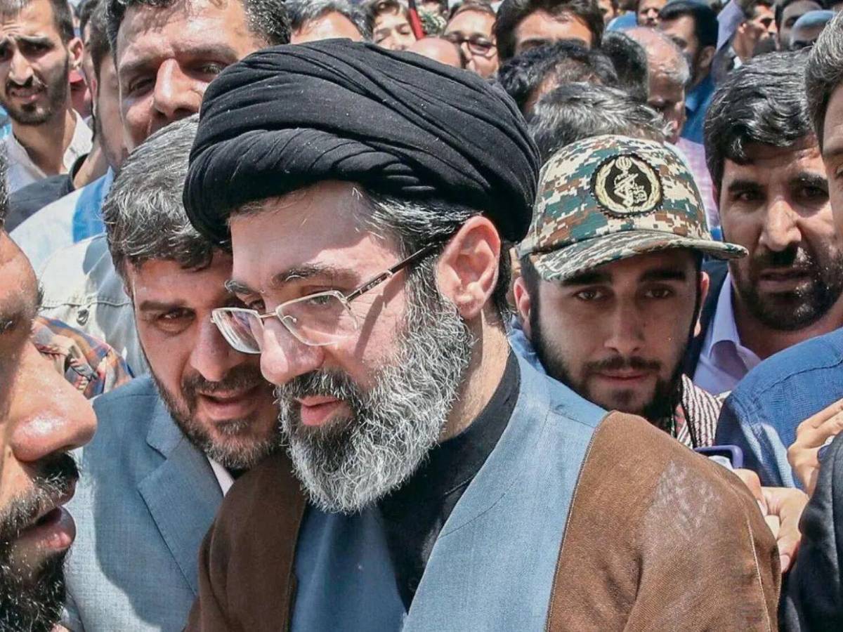 ¿Quién es Mojtaba Jameneí, el nuevo líder supremo de Irán?
