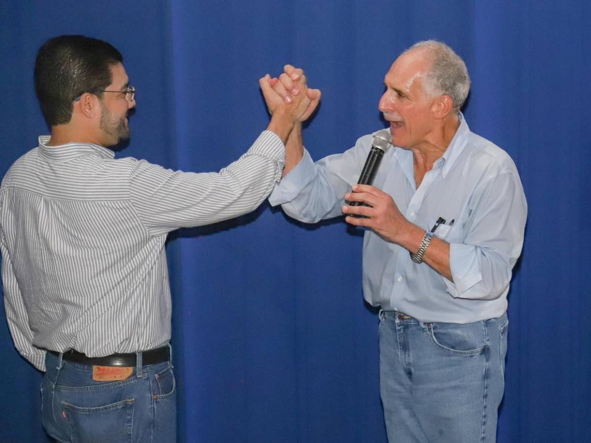 Nasry Asfura lleva propuestas sociales y de mitigación durante su visita a Choloma