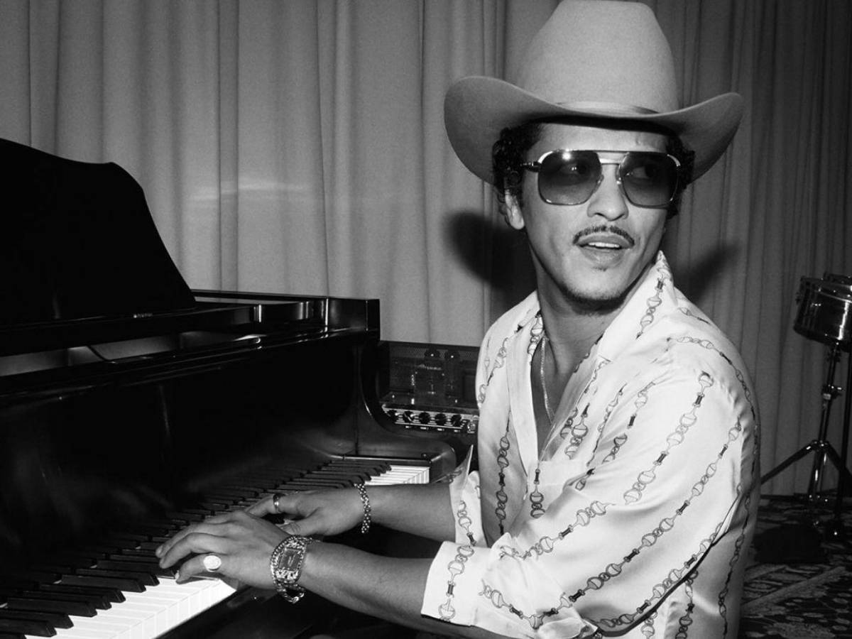 Bruno Mars prepara su regreso musical con el álbum y la gira The Romantic
