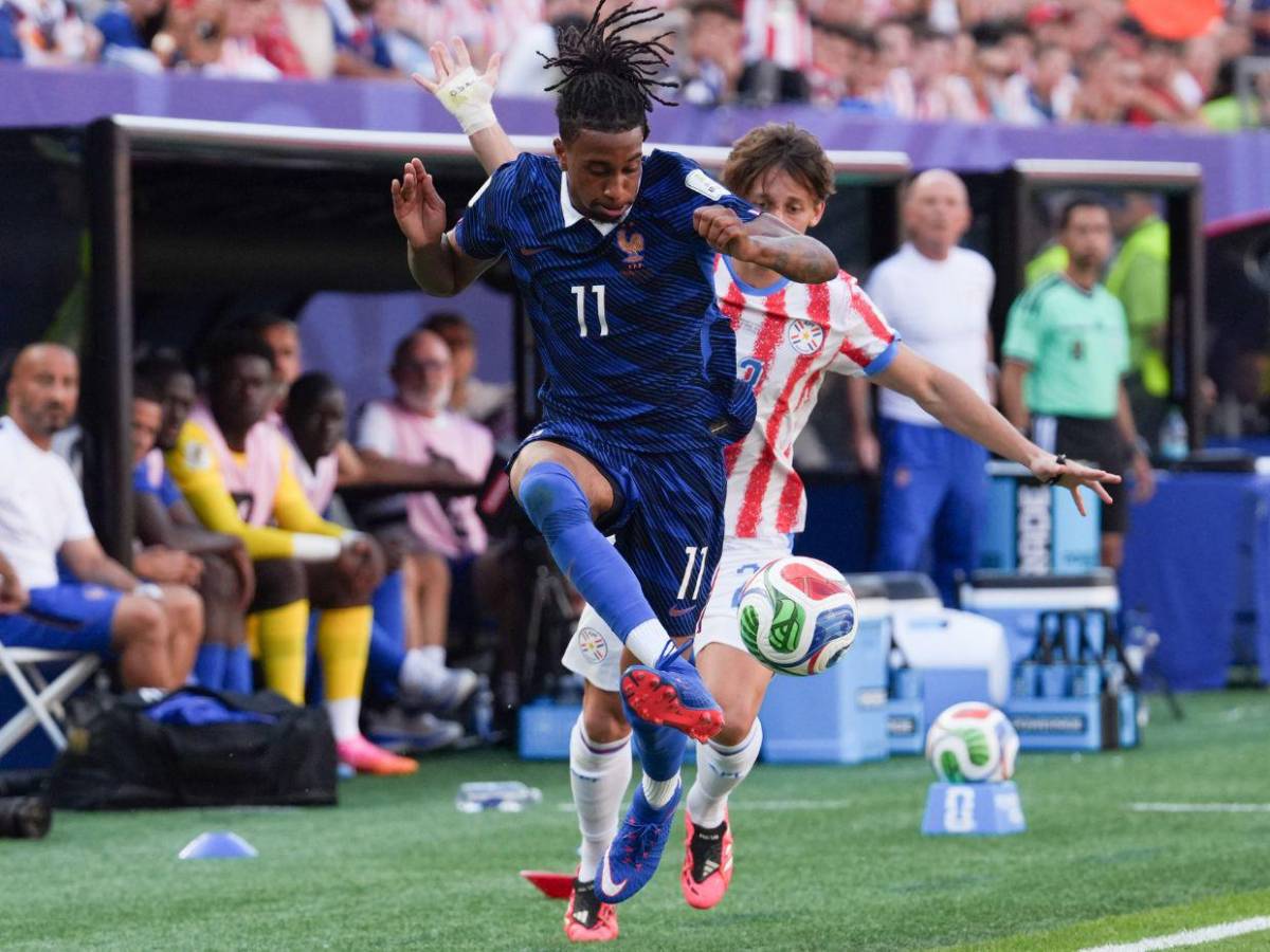 El lindo gesto de Michael Olise con una fotógrafa en la previa del España vs. Francia