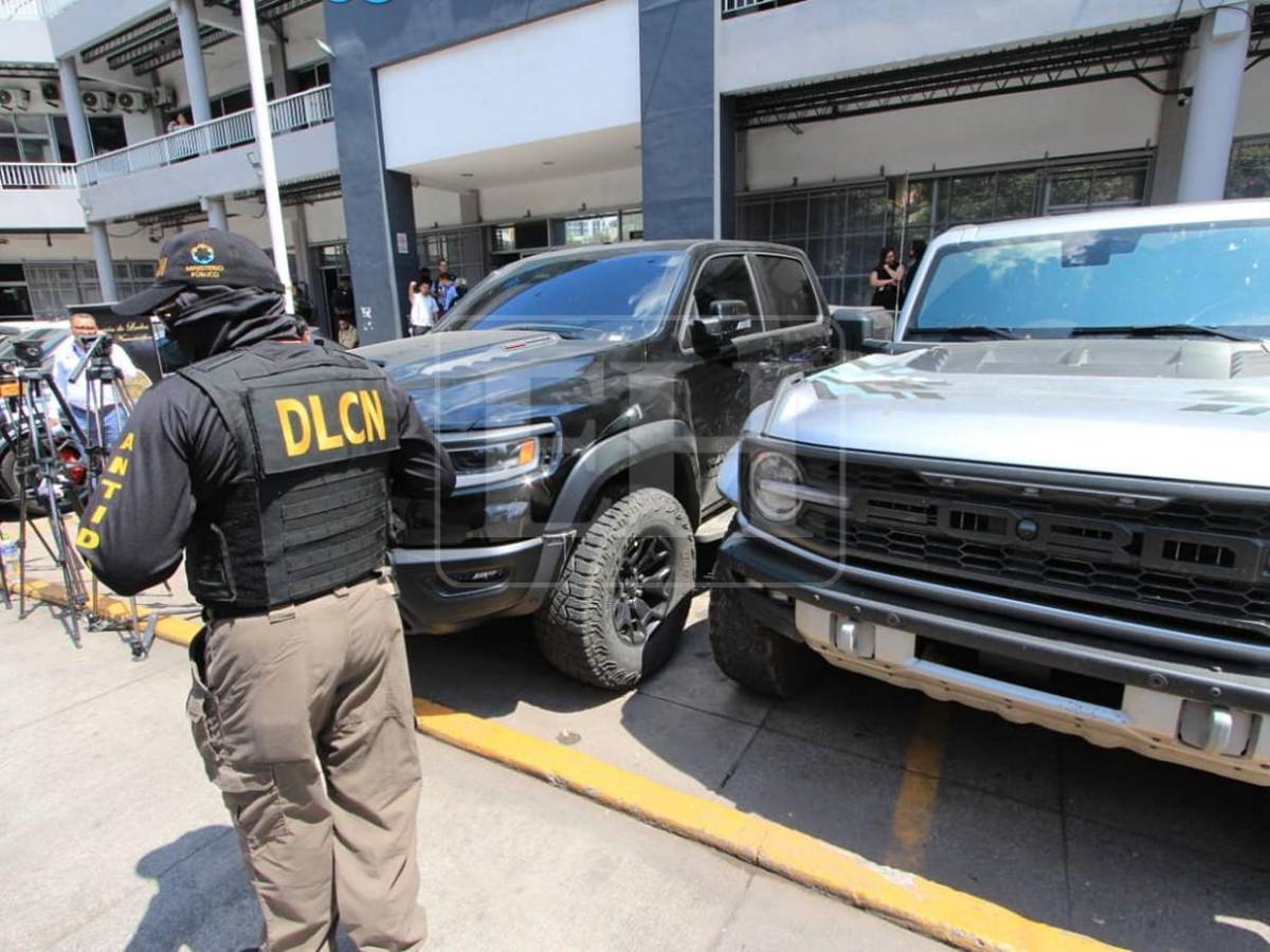 Fuerte decomiso de indumentaria militar al Cartel del Diablo en Sulaco; hay un detenido