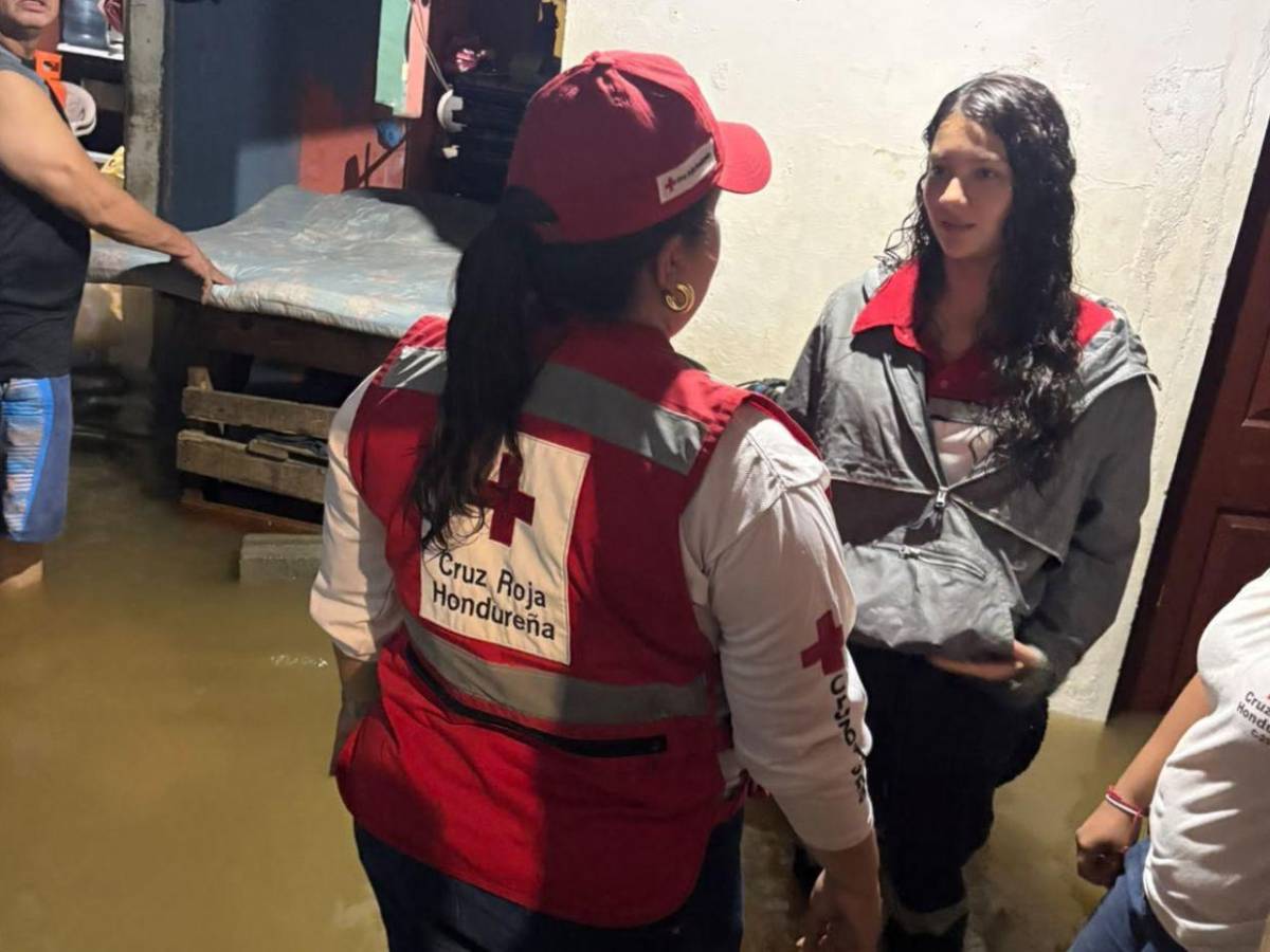 Fuertes lluvias dejan inundaciones y decenas de evacuados en Quimistán, Santa Bárbara