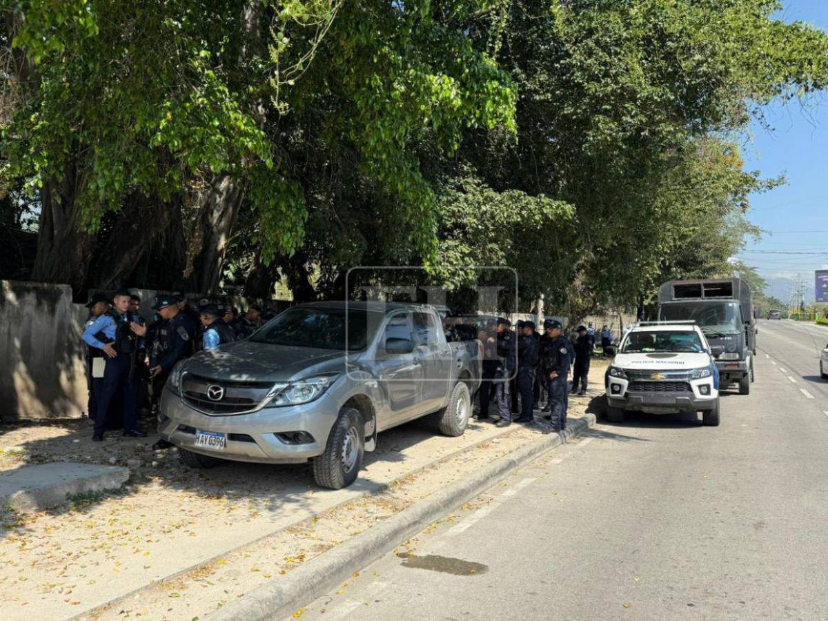 Retiran de la morgue cuerpo del policía muerto en enfrentamiento en La Masica
