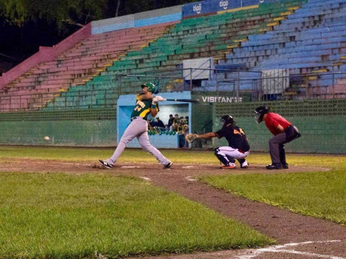 ¿Por qué el béisbol es un deporte que se está muriendo en Honduras?