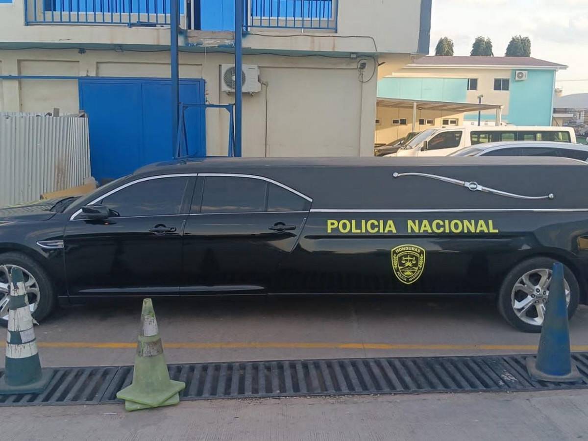 Así es la carroza fúnebre con la que Policía Nacional despedirá a agentes caídos Así es la carroza fúnebre con la que Policía Nacional despedirá a agentes caídos