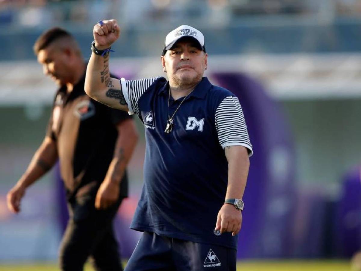 Tenía conductas autolesivas: Revelan cómo fueron los últimos días de Maradona previo a su muerte