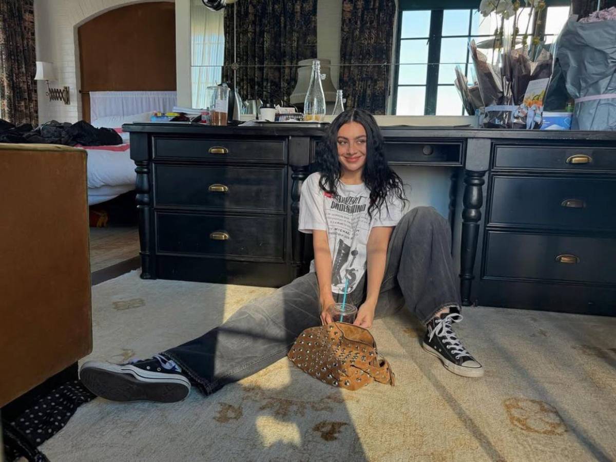 Martin Scorsese y Marc Jacobs protagonizan la nueva era musical de Charli XCX