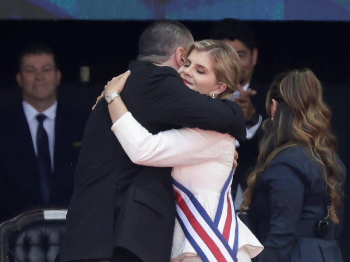 En fotos: así fue la investidura de Laura Fernández, la nueva presidenta de Costa Rica