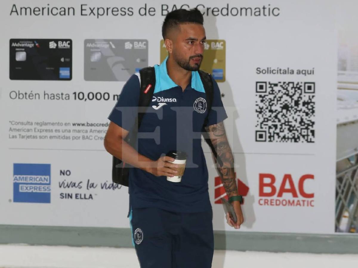 Emilio sorprende y futbolistas que no viajan: Así fue la salida de Motagua rumbo a Belice