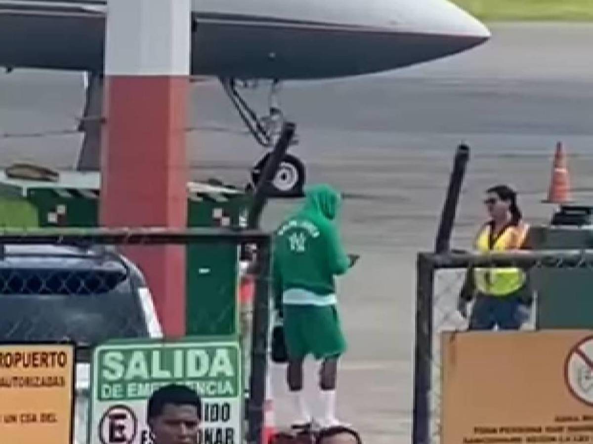 Millones en vehículos y pocos pudieron verlo: Así fue la estadía de Floyd Mayweather en Roatán