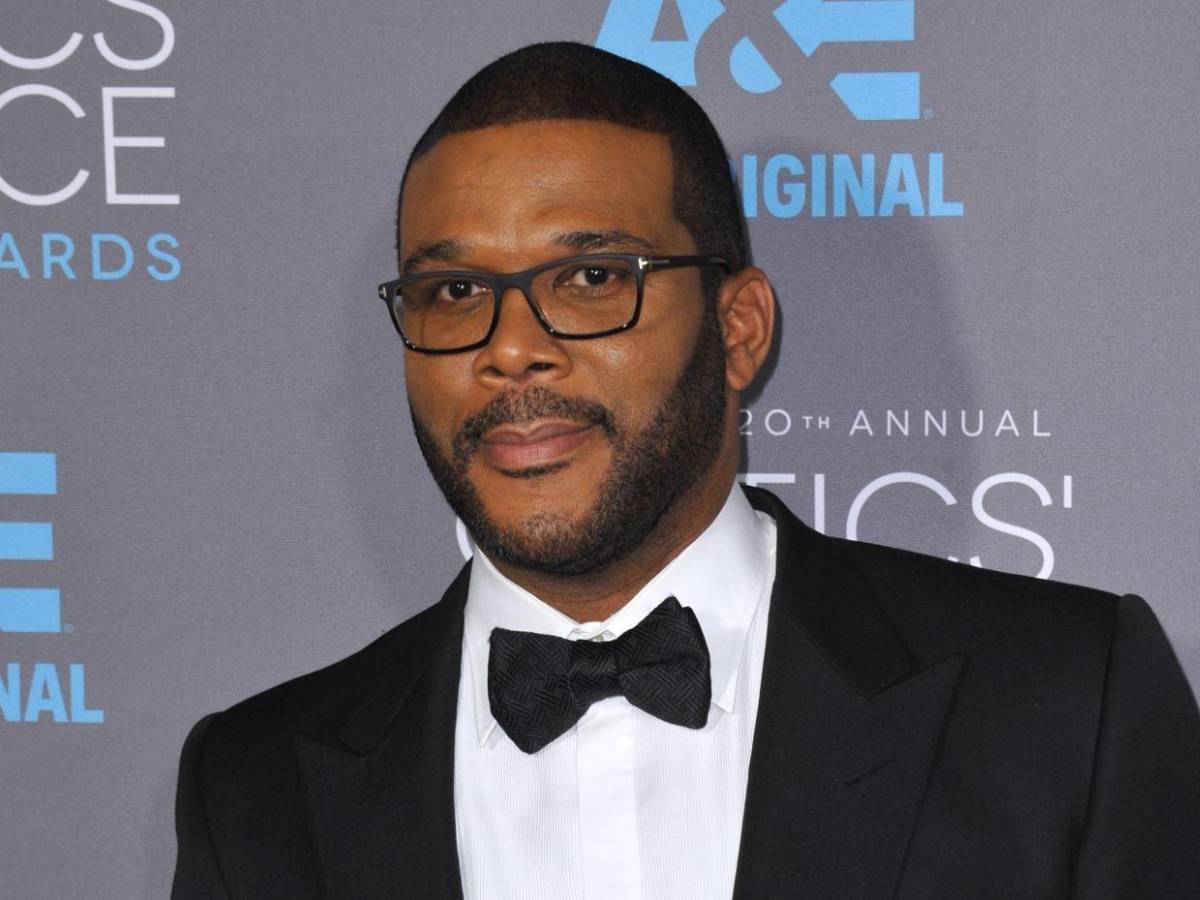 Un modelo demanda a Tyler Perry por agresión sexual y reclama $77 millones