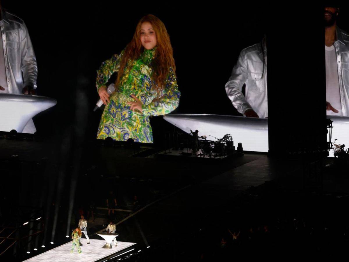 Shakira enciende Copacabana con concierto histórico ante miles de fans