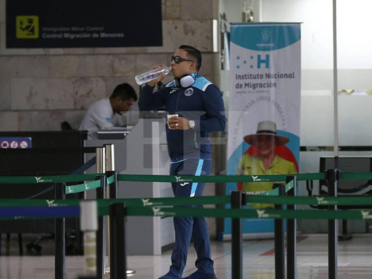 Emilio sorprende y futbolistas que no viajan: Así fue la salida de Motagua rumbo a Belice