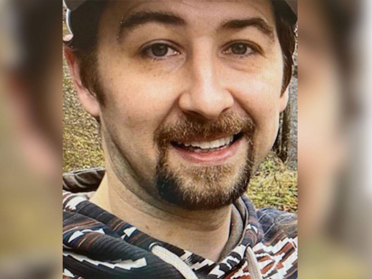 Hallan a una bebé abandonada y horas después descubren a su familia sin vida en Tennessee