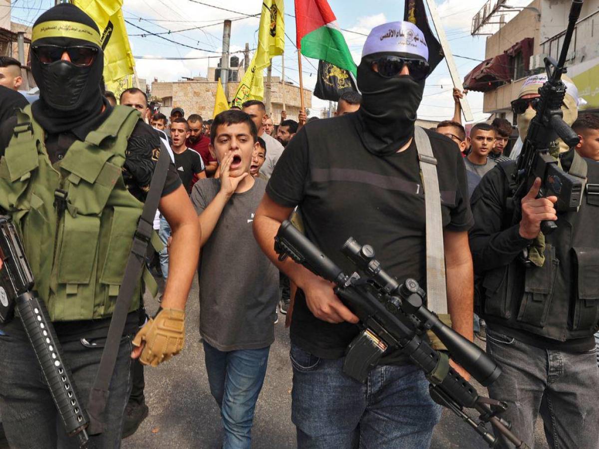 Dos palestinos y un militar israelí mueren en enfrentamientos en Cisjordania