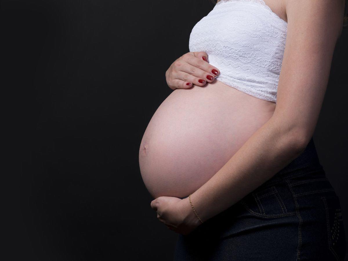 EEUU autoriza vacunar a embarazadas contra bronquiolitis para proteger bebés
