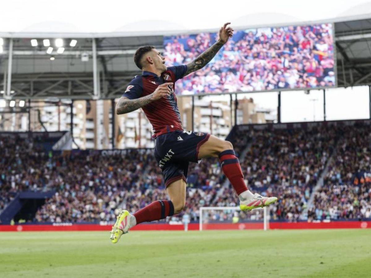 Un ganador del Balón de Oro jugó aquí: Levante, el equipo interesado en Kervin Arriaga