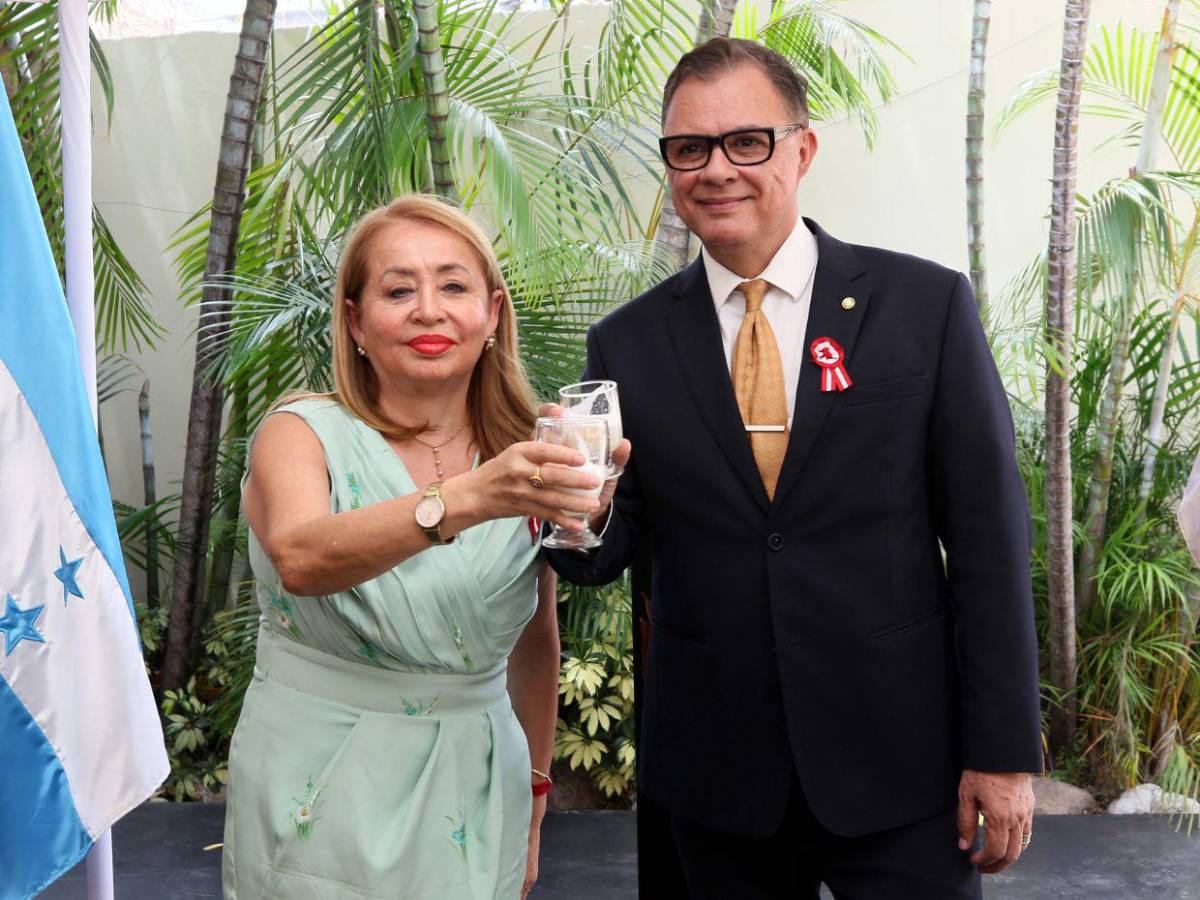 Embajada de Perú celebra la independencia de su país