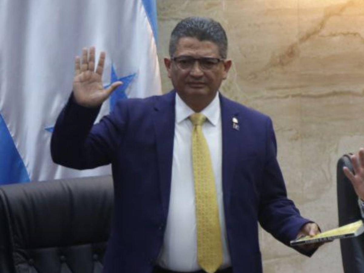 Quedan juramentados los 128 diputados propietarios y suplentes del Congreso Nacional