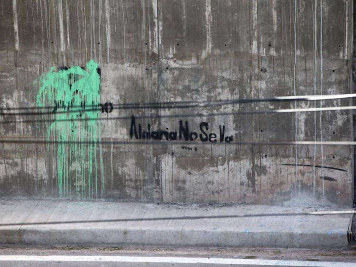 “Regresar a la narcodictadura, ¡jamás!”: invaden la capital con grafitis políticos previo a elecciones